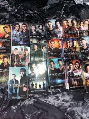 Supernatural Paperback 17 Book Lot - TV Series Tie-In Covers complete set